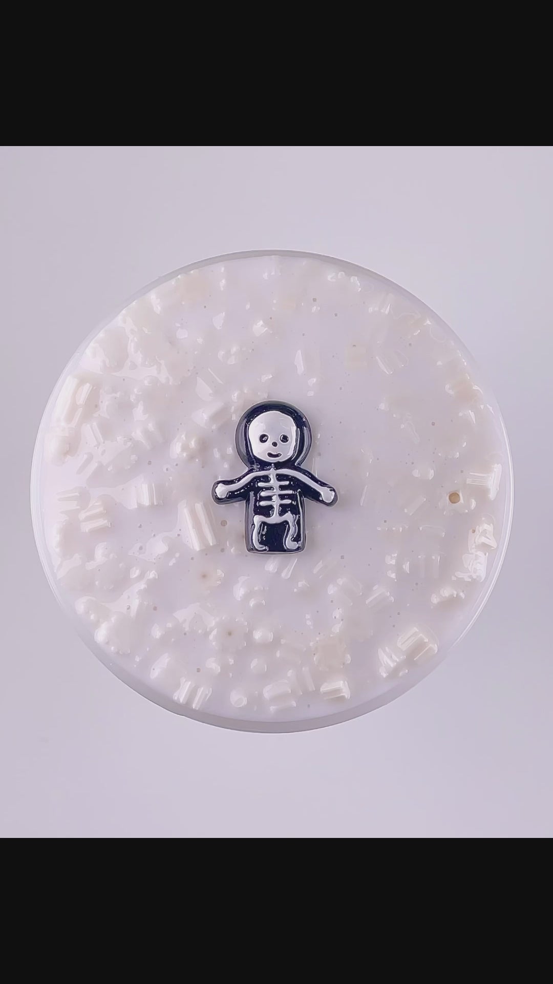 Cream Crunchy Cookie Slime