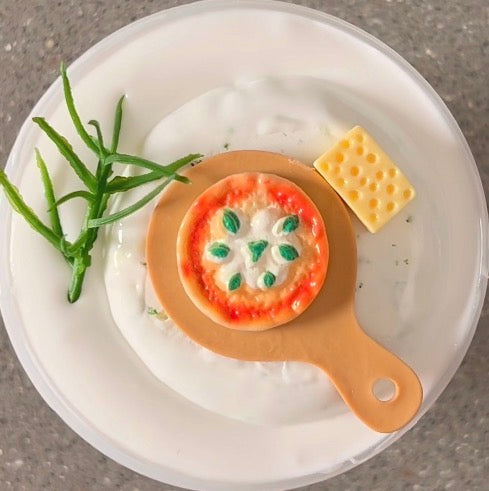 A Scoop of Meringue Salad Slime